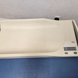 Seca 334 Digital Infant Baby Scale 10/20Kg Made in Germany 