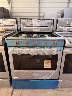 MAYTAG GAS 30 SLIDE IN 5 BURNER RANGE w/ AIRFRY - WARRANTY- NEXT DAY DELIVERY - PAYMENT PLANS