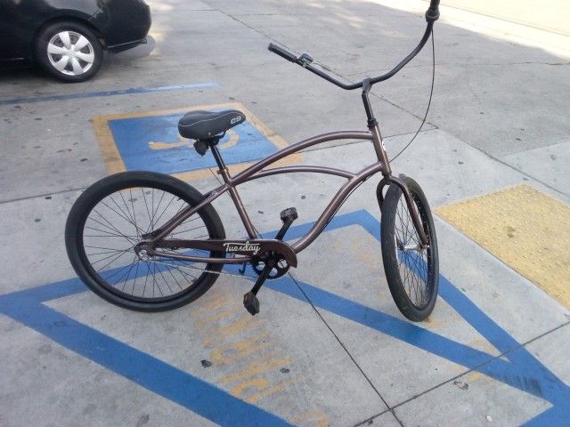 Tuesday Beach Cruiser Bike Used