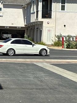 4.5k Mercedes