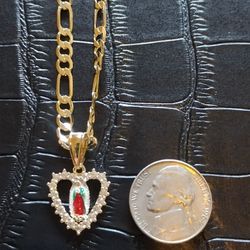 24" Religious Heart Pendant And Chain Set 