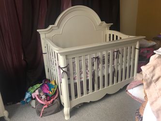 Baby crib