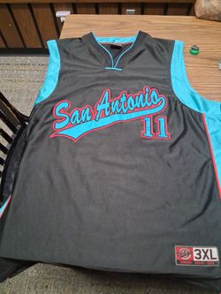 Selling 3xl San Antonio Jerzee