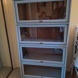 Four Tier Lawyers Bookcase With Locks