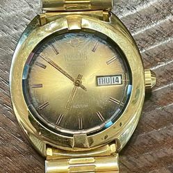 Vintage 933-6 Rogers Supreme Polaris, Vacuum 14K On  Stainless Steel, Swiss Made Patented (Permanent) Self Winding Men’s Watch, has a small dent, yet 
