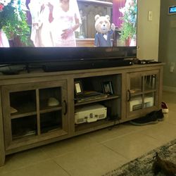 Way fair Tv Stand