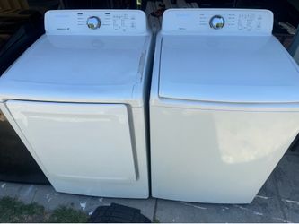Washer and Electric Dryer Samsung XL Capacity