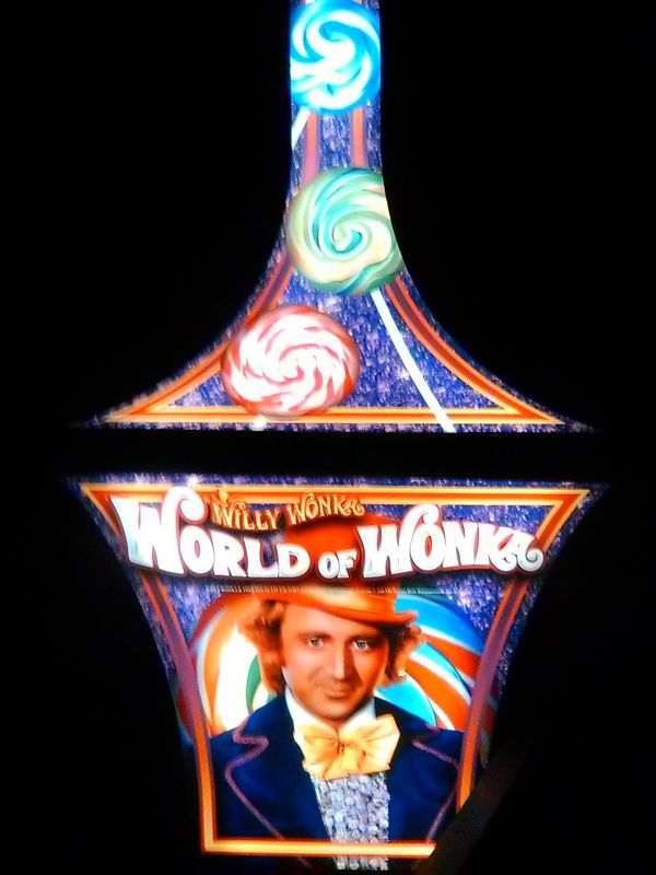 Willy wonka slot machine topper Willy wonka slot machine topper