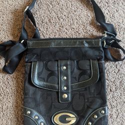 Guess Shoulder Bag