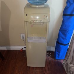 GE Water Dispenser
