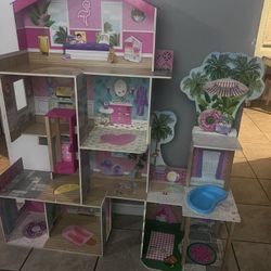 Barbie House