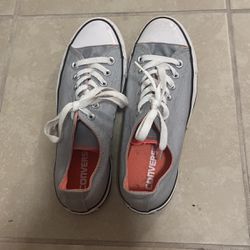 converse shoes women’s size 8