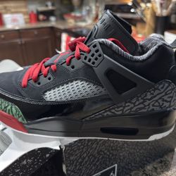 Jordan Spizike Low