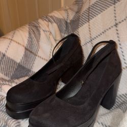 Platform Mary Jane’s Women’s Size 11