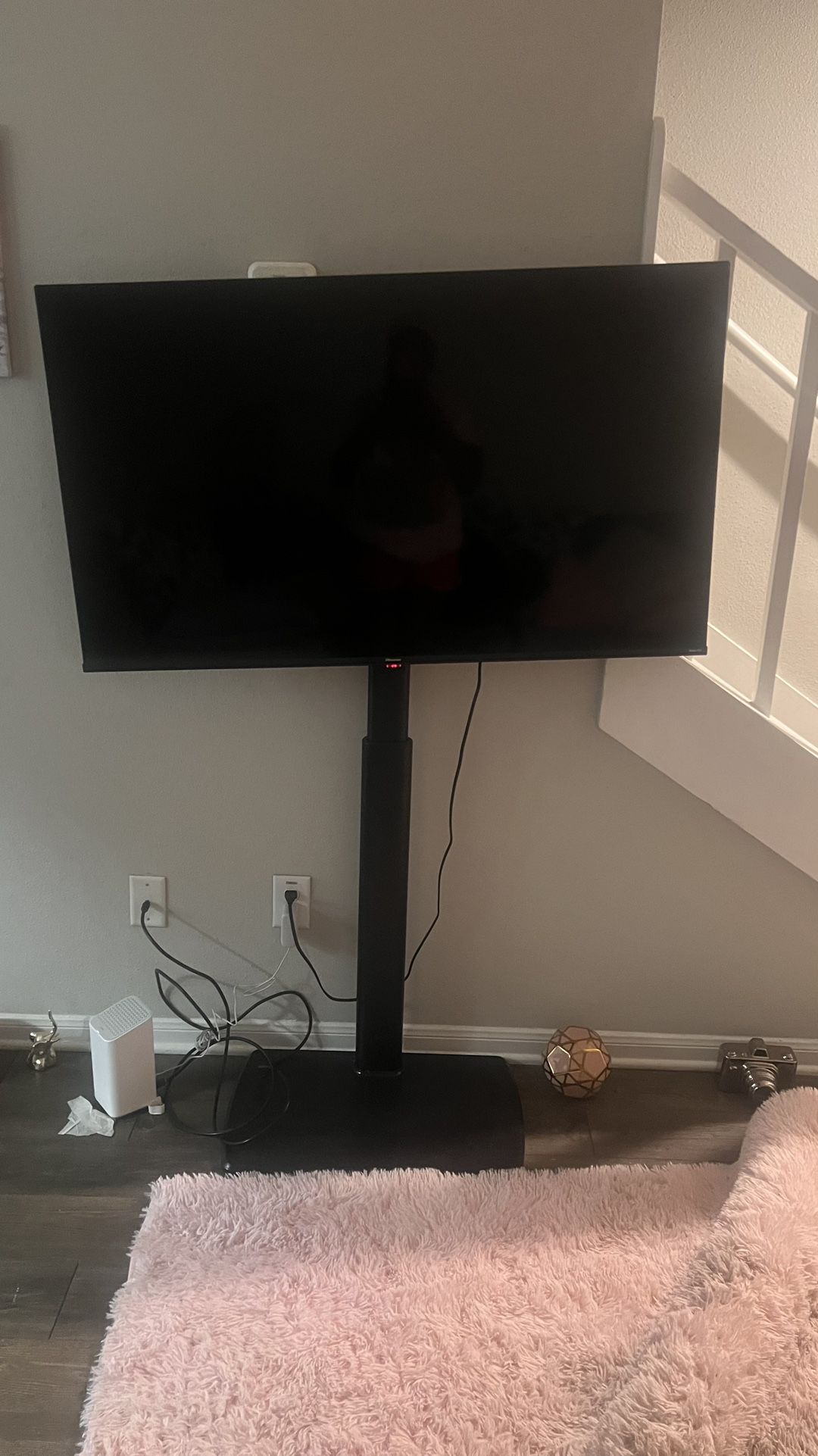 50 Inch Tv With Tv Stand Has To Go Asap