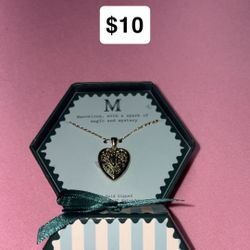 Necklace $10 