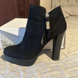 Size 11 Women’s Boots