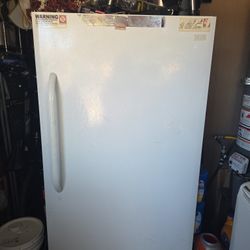 Frigidaire Fridge