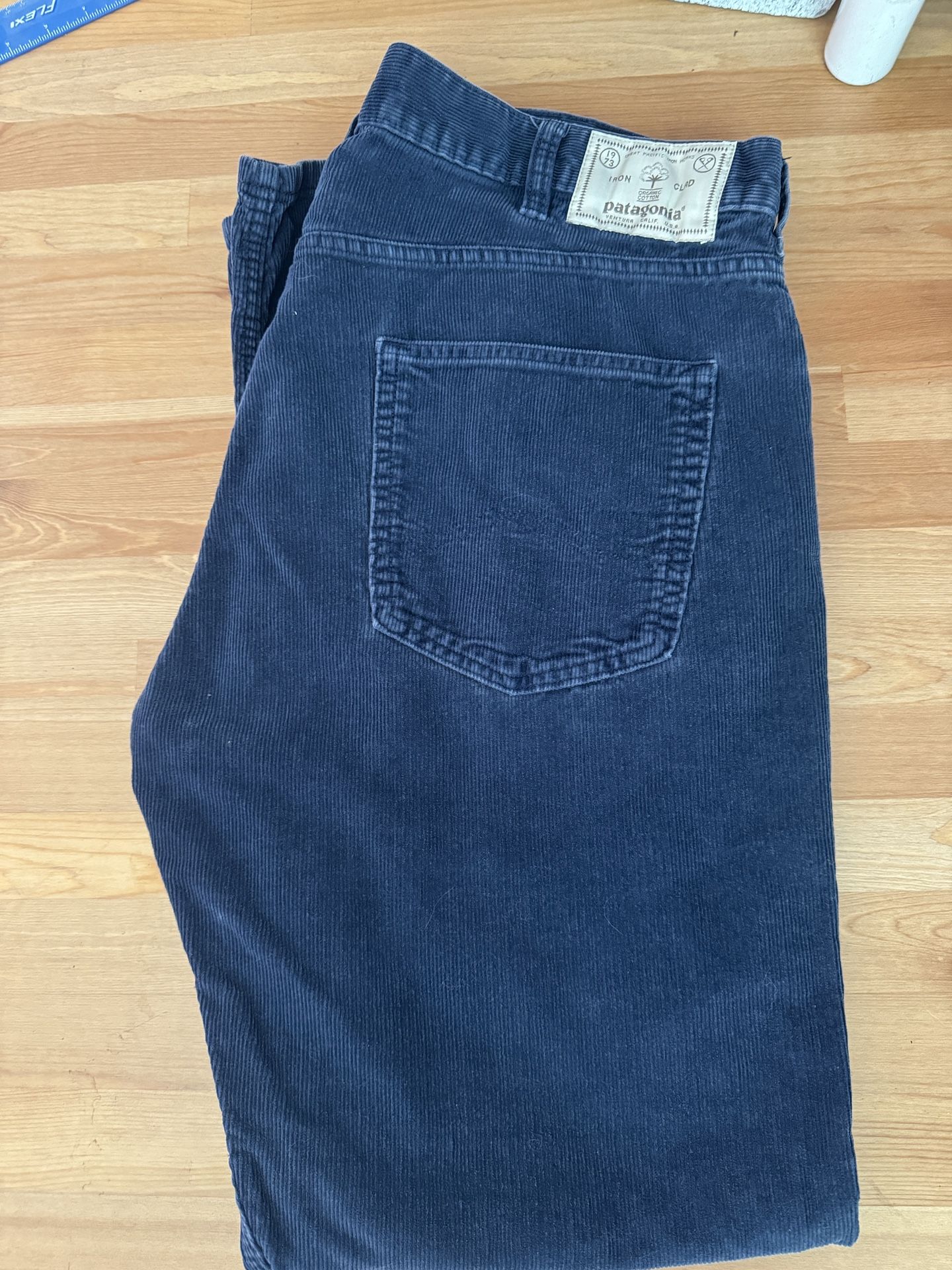 38x32 Dark blue Corduroy Patagonia Jeans