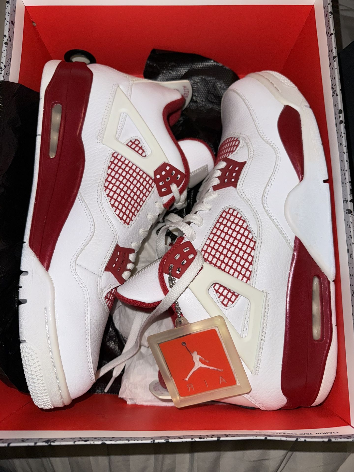 Air Jordan 4 Retro