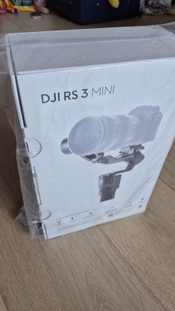New In Sealed Box Dji Rs3 Mini Gimbal