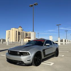 2010 Ford Mustang