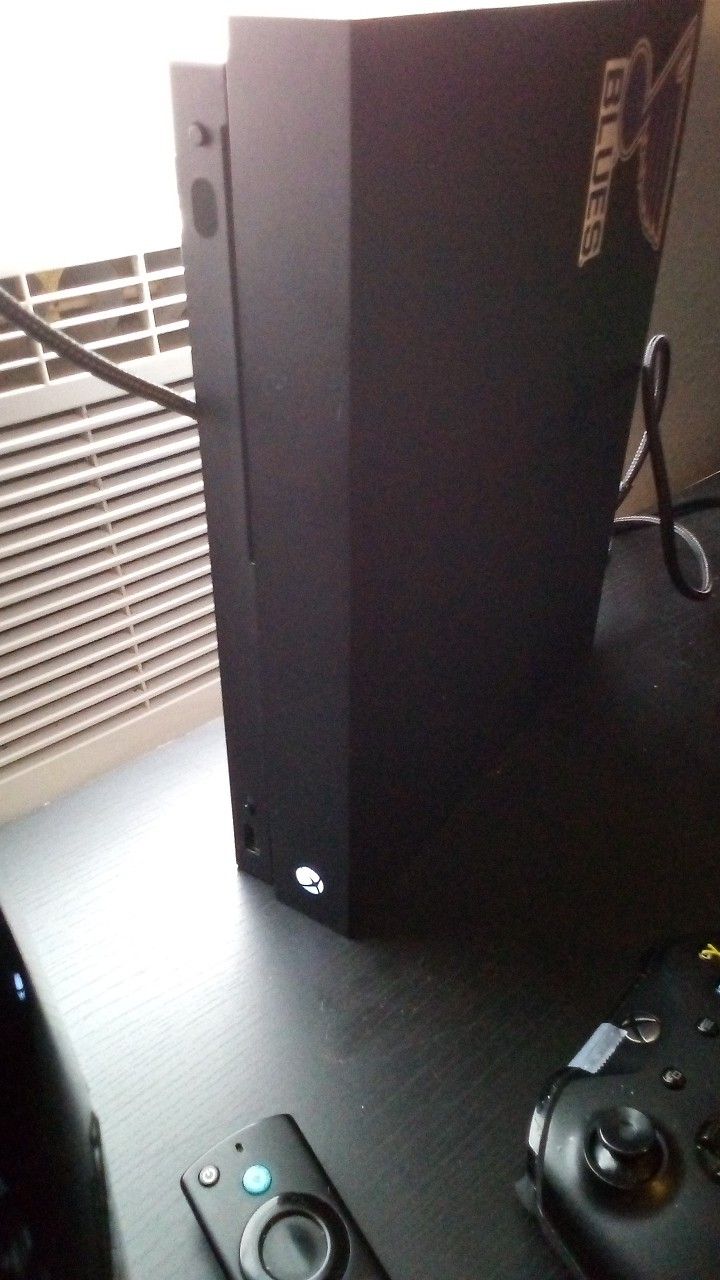 Xbox One X