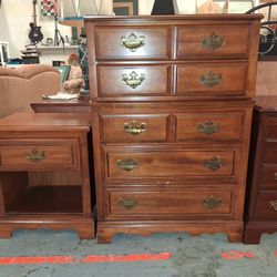 5 Drawer Chest Of Drawers And Nightstand By American Drew For Sale 
