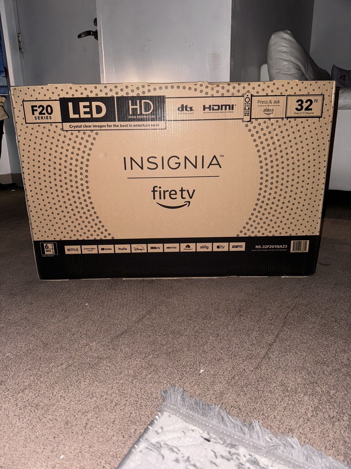 Insignia 32” TV