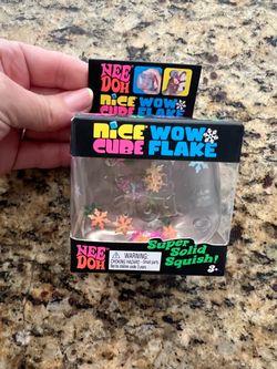 Nee Doh Nice Cube Wow Flake Squish Toy