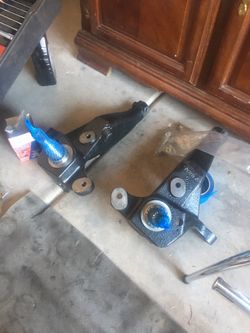 Max trac 4 inch ranger lift spindles