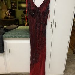 GORGEOUS HOLIDAY EVENING DRESS/LIKE NEW!  GORGEOUS MAID OF HONOR/BRIDESMAID DRESS