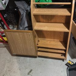 Wooden Bathroom Cabinet w/ Mirror – Good Condition