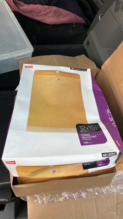 Staples 12x15 Kraft Clasp Gummed Envelopes 100-Pack