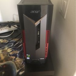 Gaming Pc With Keyboard And Monitor