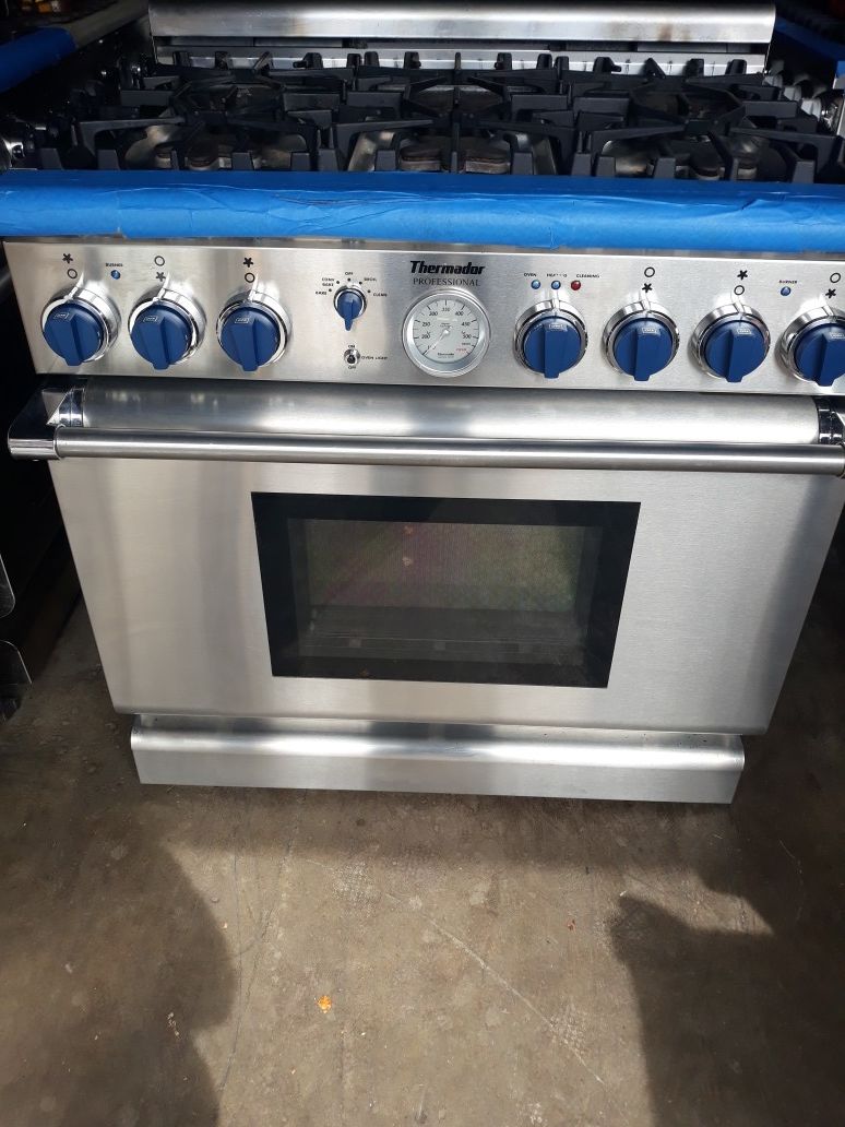 THERMADOR PROFESSIONAL STOVE 36" GAS NATURAL 6 BURNERS