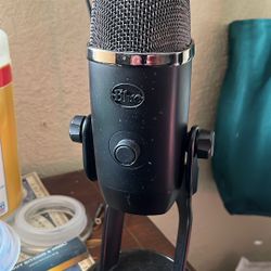 Streaming Set-up 1080p Ecanto FaceCam & Yeti blue pro Mic