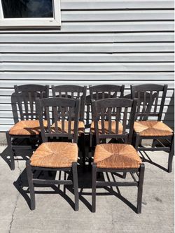 Darling set of 6 dining/kitchen chairs. These chairs are compact to fit in a tight space so you can maximize seating