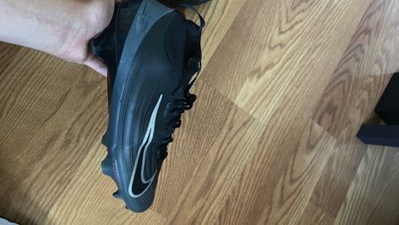 Football cleats