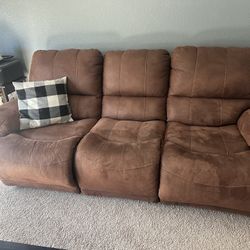 Reclining Couch 