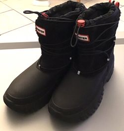 Hunter Women’s Wanderer Waterproof Winter Boots Size 7