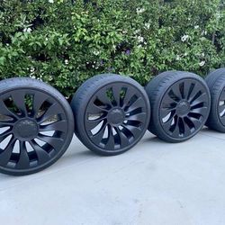 Tesla Model Y 21’ Inch “OEM” Satin Black Wheels Pirelli Sport Tires 5x114 Bolt Pattern 