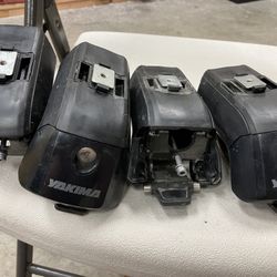 Yakima Cross Bar Feet