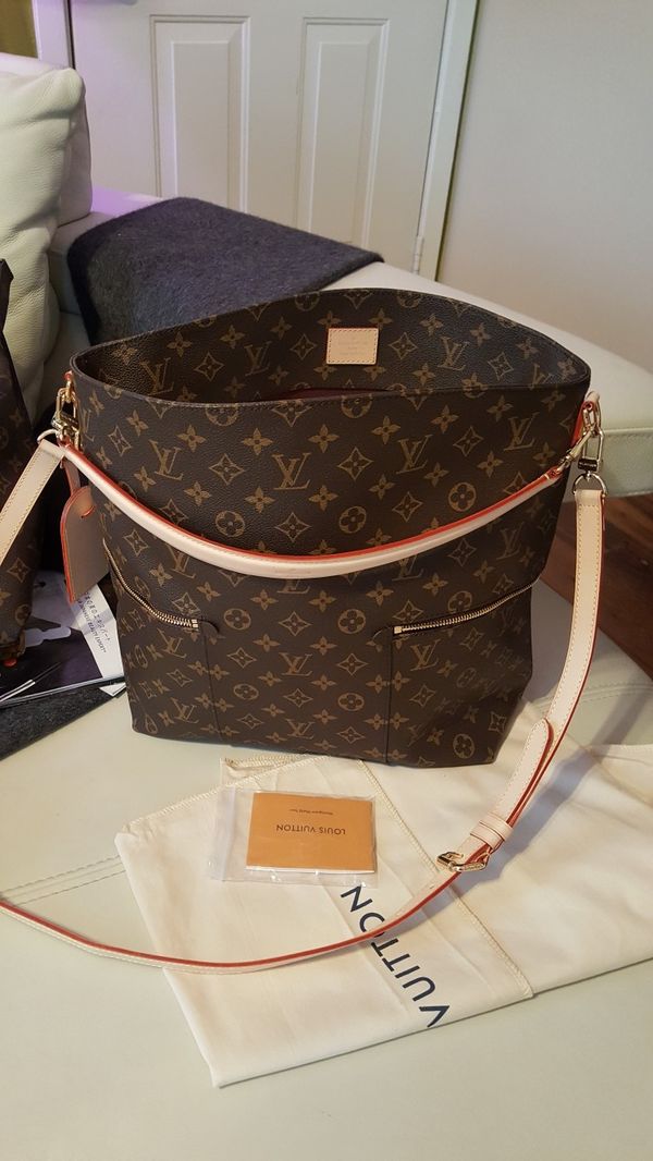 Louis VUITTON MELIE bag for Sale in Atlanta, GA - OfferUp