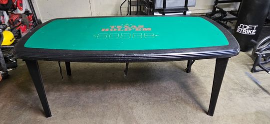 Felt poker table