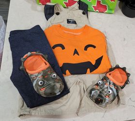 Halloween  clothes size 3-4T