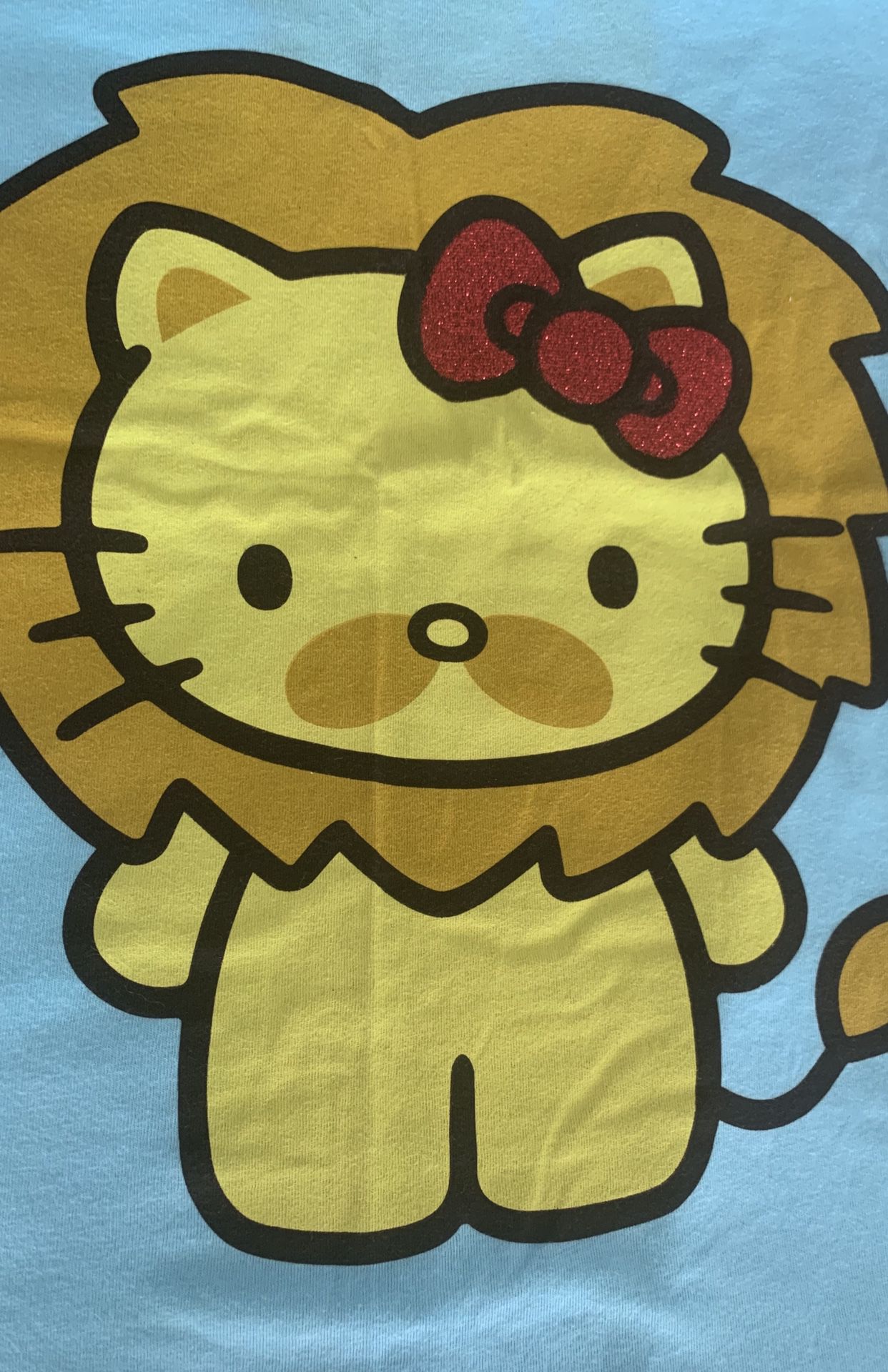 Hello Kitty T shirt NEW - Lion - Leo size a large