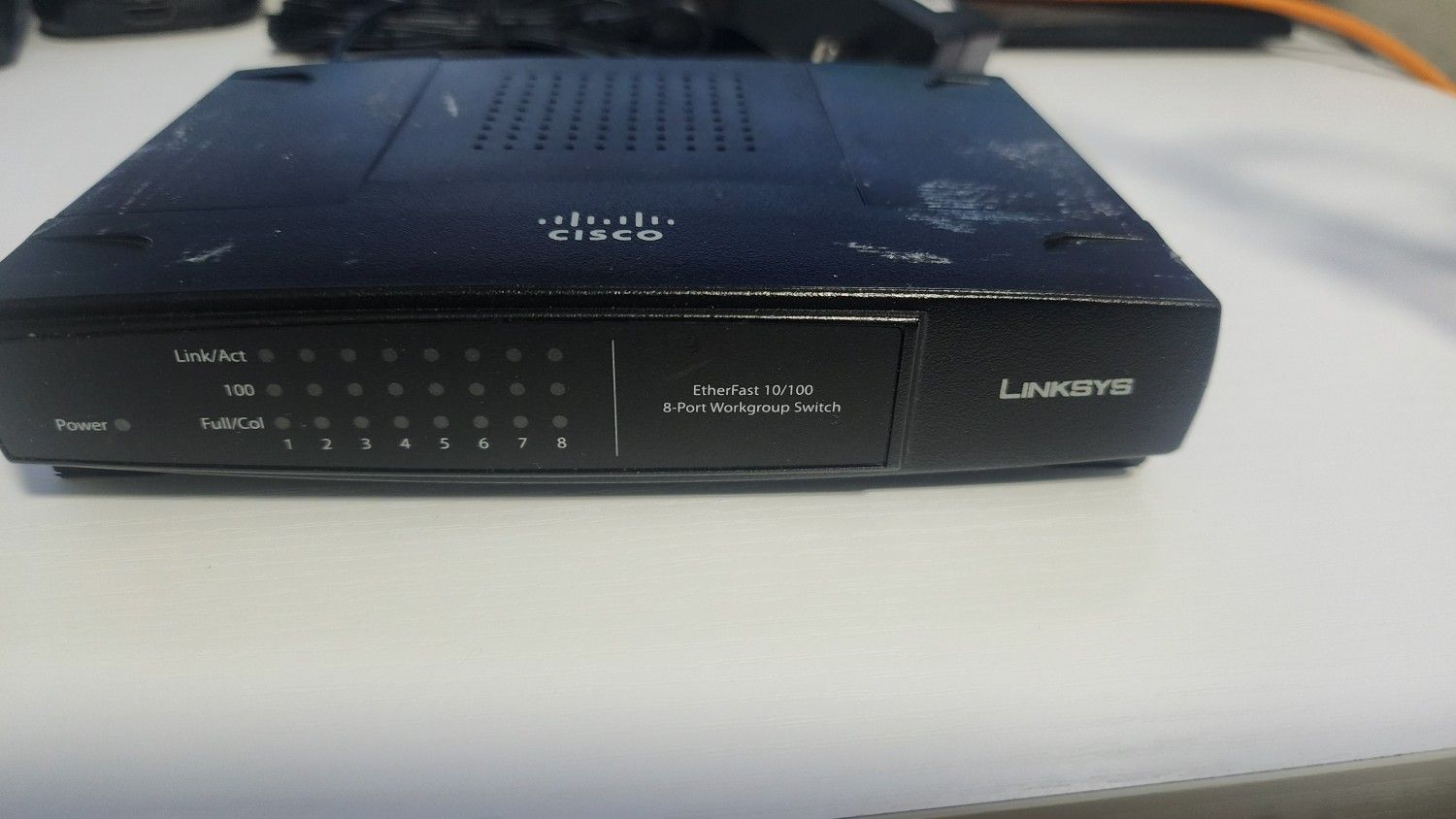 Cisco-Linksys EZXS88W EtherFast 10/100 8-Port Workgroup Switch