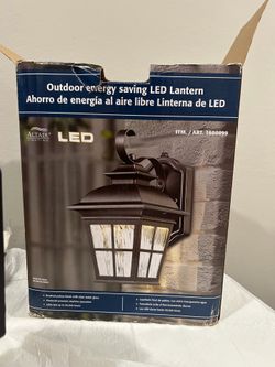 Brand New Altair Lighting LED Outdoor Wall Lantern – Open Box