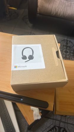 Microsoft Wireless Headset in Box